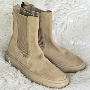 ZARA Suede Flat Boots Beige Suede Leather Pull On Ankle Booties